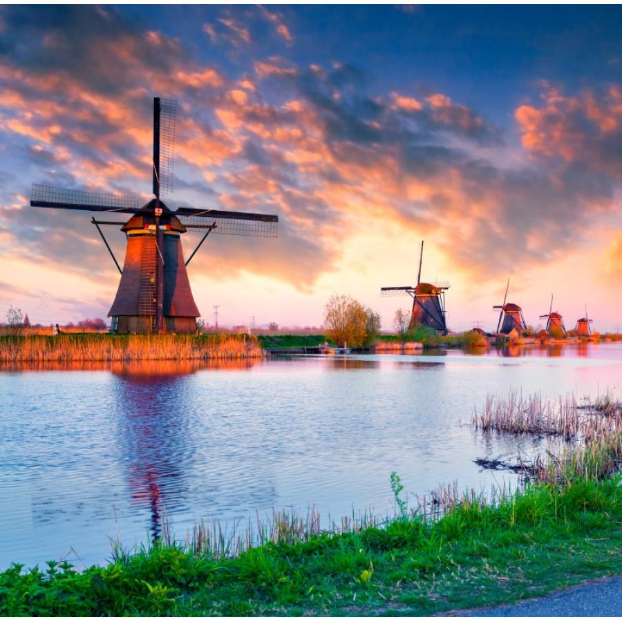 N 873 Ozel Tasarim Hollanda Yel Degirmeni Kinderdijk Manzarali Duvar Kagidi
